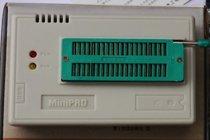 MiniPro TL866CS USB Programmer Driver
